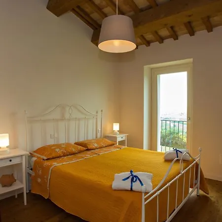 Anna 9&2 Villa Cartoceto